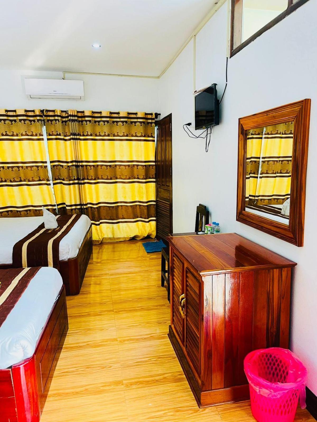Alisona Hostel 방 비엥 외부 사진